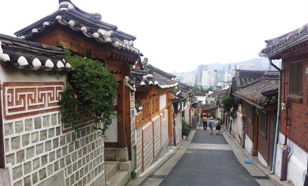 24 Guesthouse Jongno Tower Seoul Exterior photo