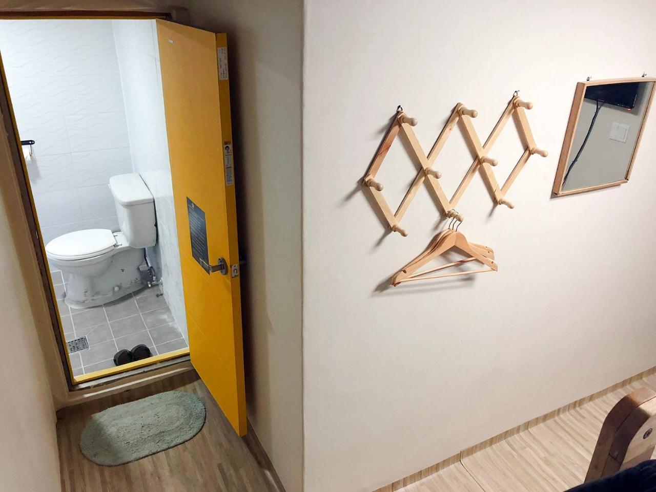 24 Guesthouse Jongno Tower Seoul Exterior photo