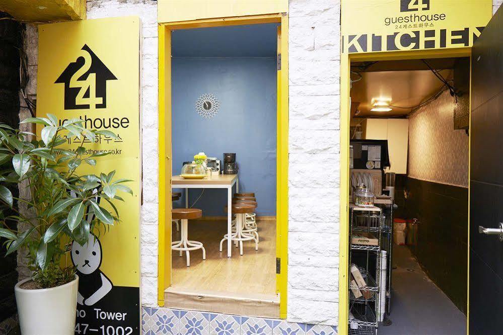 24 Guesthouse Jongno Tower Seoul Exterior photo