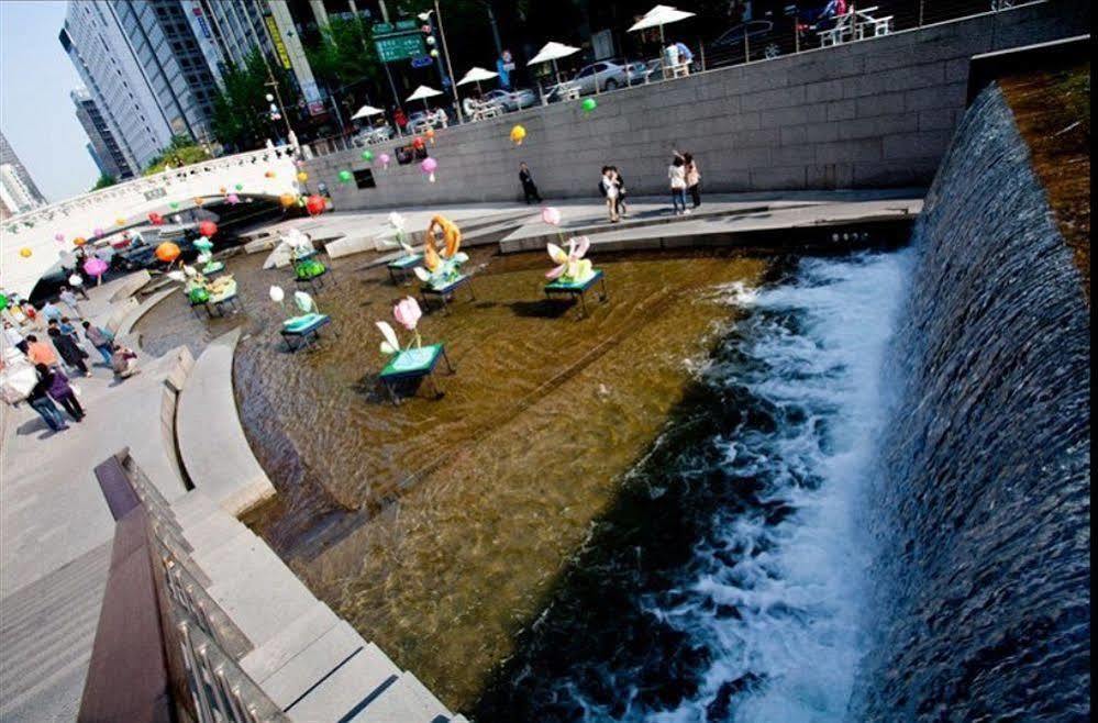 24 Guesthouse Jongno Tower Seoul Exterior photo